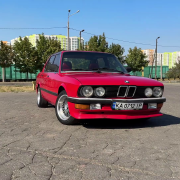 BMW E28 524td у відмінному стані