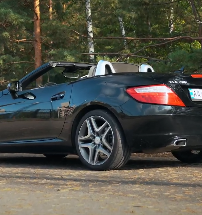 Участь у розіграші Mercedes SLK 300 2015