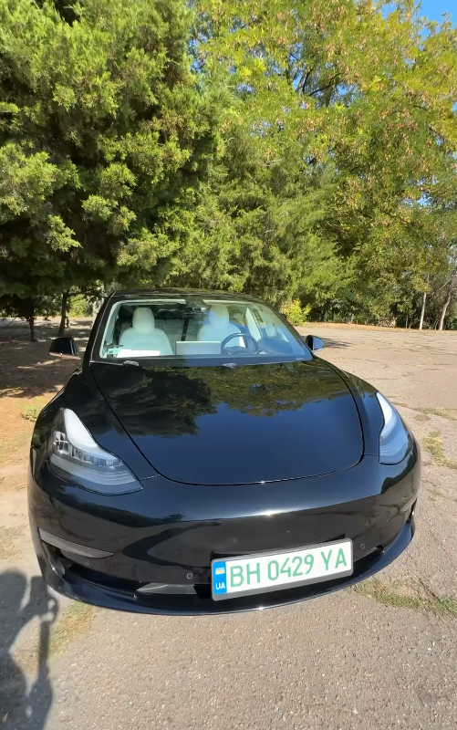 Шанс виграти Tesla Model 3 за донат