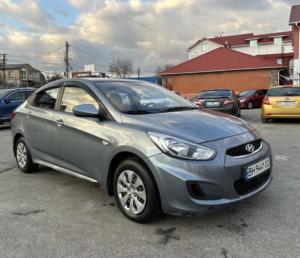 Виграй автомобіль Hyundai Accent 2024