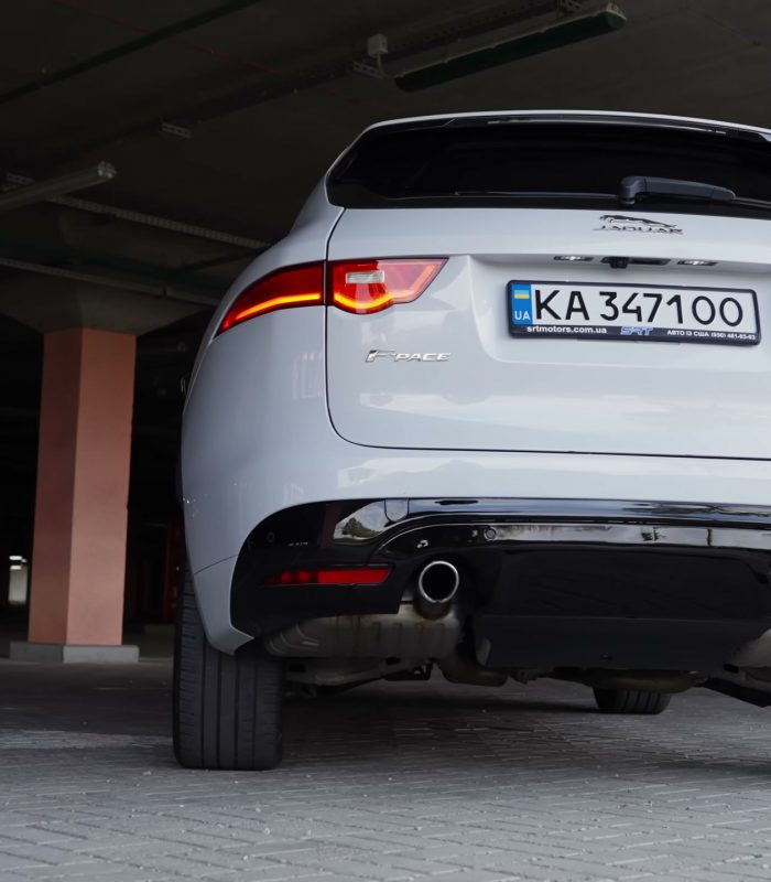 Підтримка ЗСУ через розіграш Jaguar F-Pace