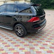 Участь у розіграші Mercedes GLE за донат