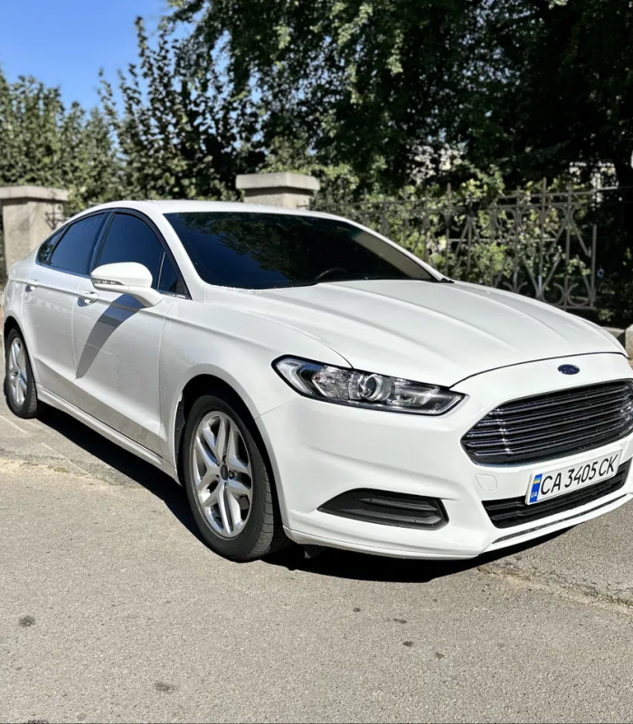 Ford Fusion авто за донат