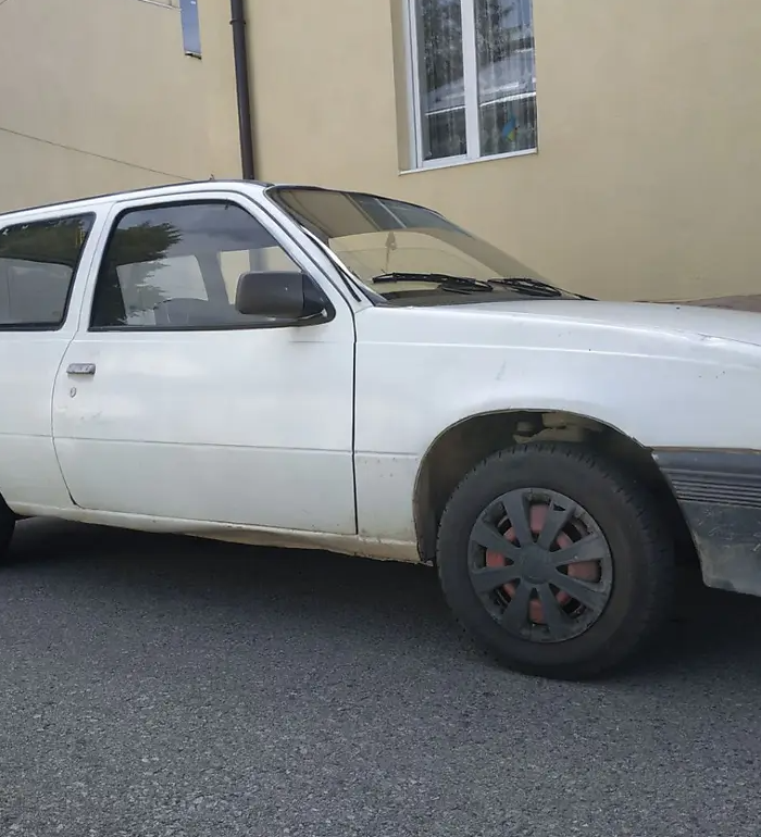 універсал Opel Kadett - авто за донат