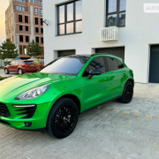 Porsche Macan авто за донат на свята