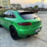 Porsche Macan авто на Новий рік