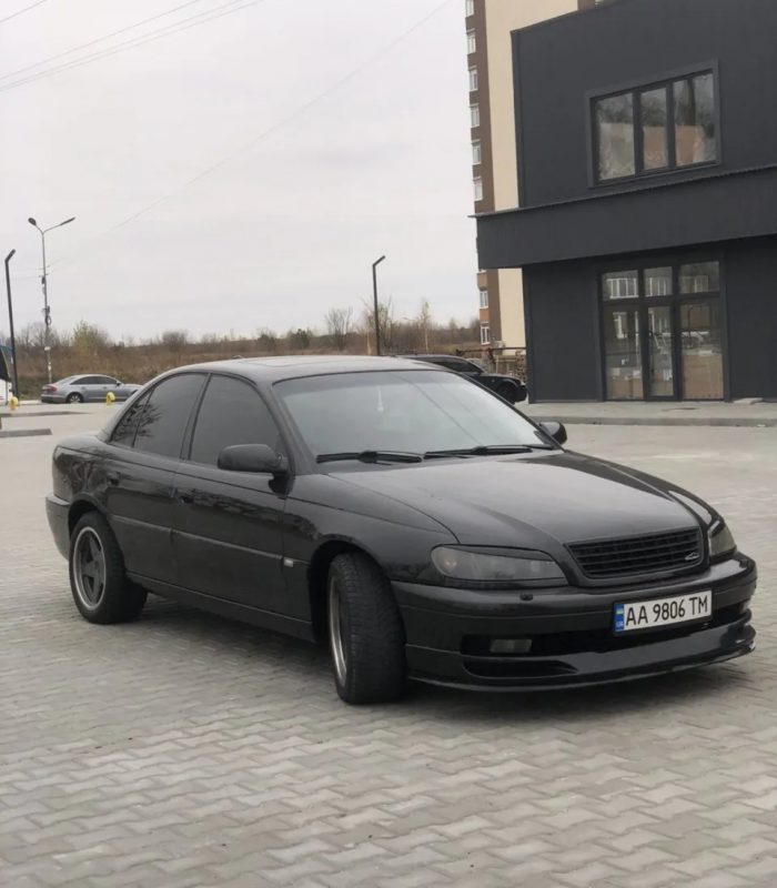 Виграй Opel Omega