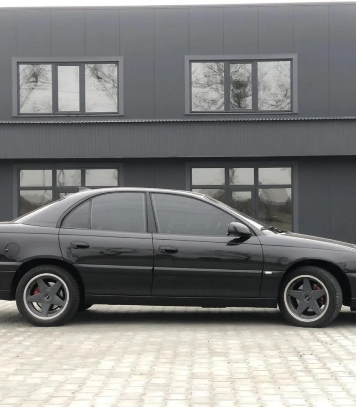 Автомобіль Opel Omega