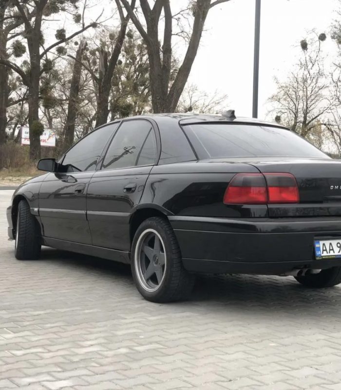 Виграйте Opel Omega 2000